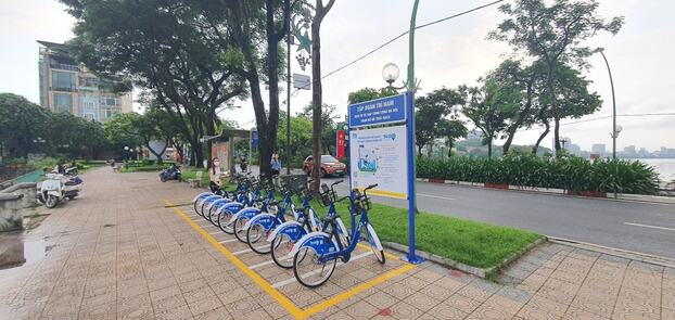 Các trạm xe đạp công cộng tại Hà Nội.