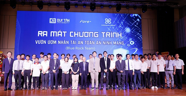 40 sinh viên ưu tú của ngành An toàn thông tin và An ninh mạng trong khóa đầu tiên của dự án Blue Rock