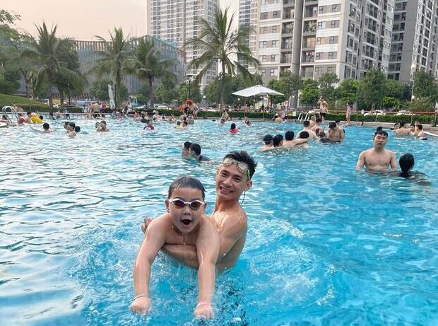 Ở Ocean Park có tới 11 bể bơi, cực kỳ thuận lợi cho những trẻ em và người lớn yêu thích môn thể thao bơi lội.