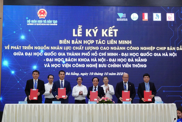 5 trường đại học ký kết Biên bản Hợp tác liên minh về phát triển nguồn nhân lực chất lượng cao ngành công nghiệp bán dẫn.