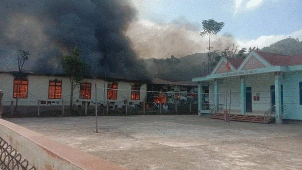Vụ cháy khu nhà ở bán trú Trường phổ thông Dân tộc bán trú tiểu học & THCS Na Khoang (xã Mường Và, huyện Sốp Cộp, tỉnh Sơn La) khiến 1 học sinh tử vong.