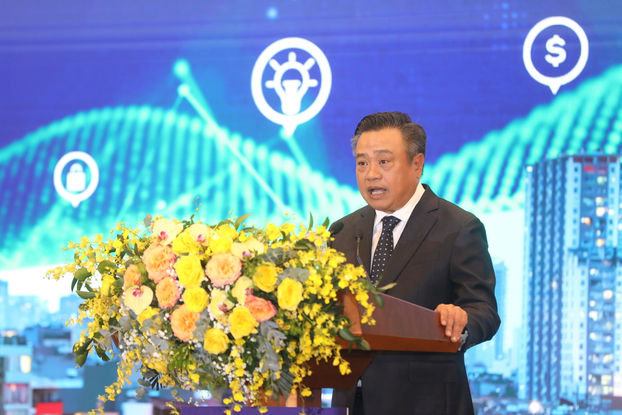 Chủ tịch UBND Hà Nội Trần Sỹ Thanh kỳ vọng hội nghị sẽ có những giải pháp để xây dựng thành phố thông minh.