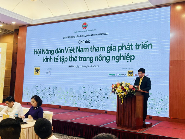 Ông Trần Khánh - Giám đốc Khối KHDN Ngân hàng TMCP Bắc Á trình bày tham luận tại Diễn đàn Nông dân Quốc gia