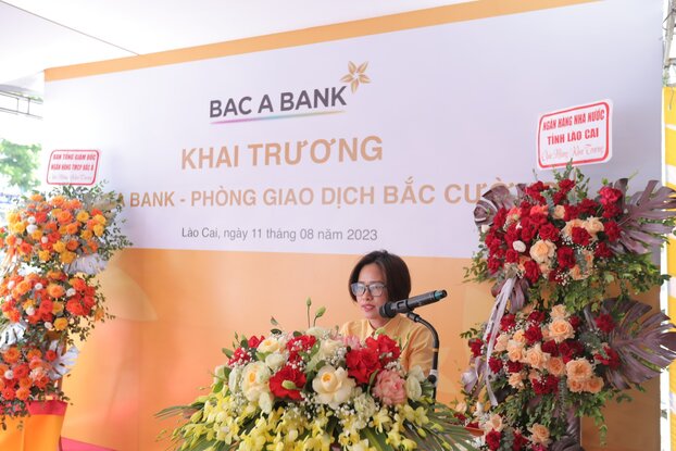 Bà Trịnh Thu Huyền, Giám đốc Phòng GD Bắc Cường phát biểu nhận nhiệm vụ