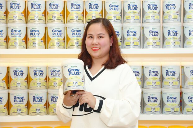 Nhà sáng lập thương hiệu KhangBaby chị Minh Trang rất tự tin vào chất lượng vượt trội của bộ đôi sản phẩm Nutifood Sweden GrowPLUS+ mới