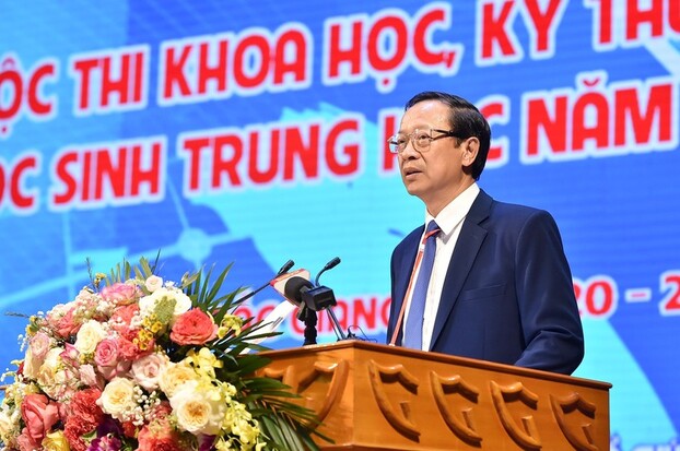 Thứ trưởng Bộ GD&ĐT Phạm Ngọc Thưởng phát biểu khai mạc cuộc thi.