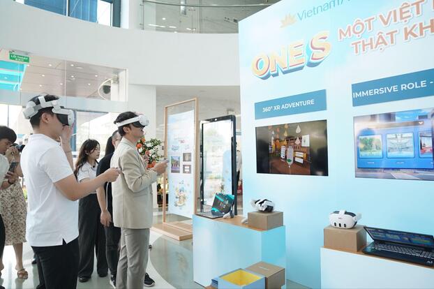 TV360 hợp tác cùng Vietnam Airlines mang đến trải nghiệm công nghệ tương tác độc đáo    tại trạm văn hóa One S.
