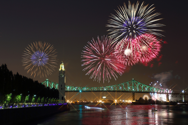 Lễ hội pháo hoa quốc tế sông Sumida (Nhật Bản). Ảnh: Shutterstock