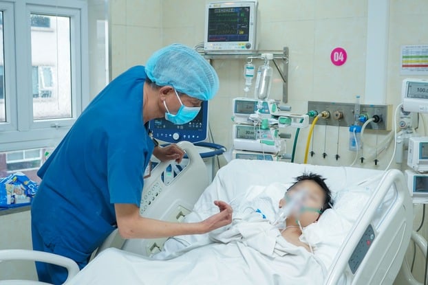 Bệnh viện E cứu sống bệnh nhi 12 tuổi bị sốc đa chấn thương.