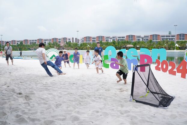 Trại hè quốc tế Ocean Youth Camp 2024 thể hiện sự quan tâm, chăm sóc của Vinhomes với mầm non tương lai