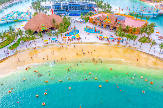 “Kỳ quan” VinWonders Wave Park là một trong những “thỏi nam châm” hút cư dân và khách du lịch về Ocean City