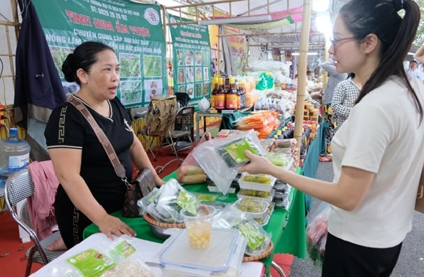 Hơn 1.000 sản phẩm được giới thiệu trong chương trình Giới thiệu sản phẩm OCOP gắn với văn hóa các tỉnh miền Trung và Tây Nguyên. Ảnh minh họa