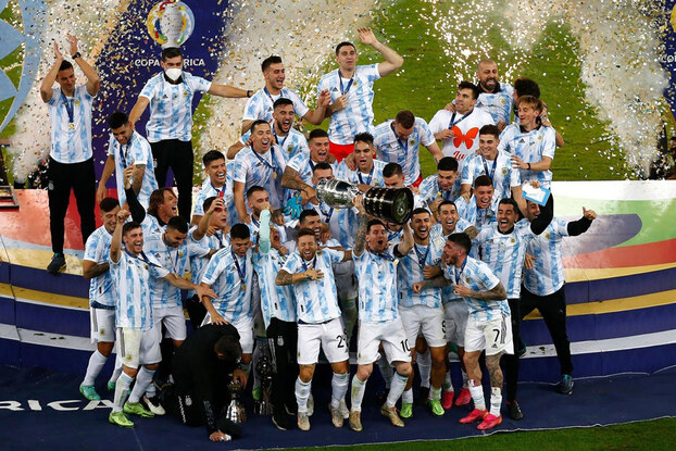 Argentina vô địch Copa.