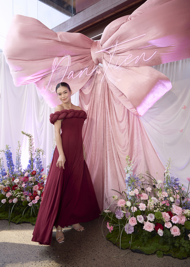 Diễn viên Nhã Phương, Á hậu Mâu Thuỷ chúc mừng Đan Tiên