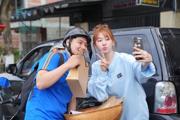 Những khoảnh khắc của Hari Won trong sự kiện livestream tại Đà Nẵng của chương trình 