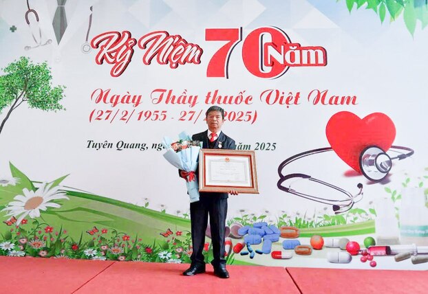 Bằng khen danh hiệu thầy thuốc Ưu tú- Thành quả cho những cống hiến thầm lặng