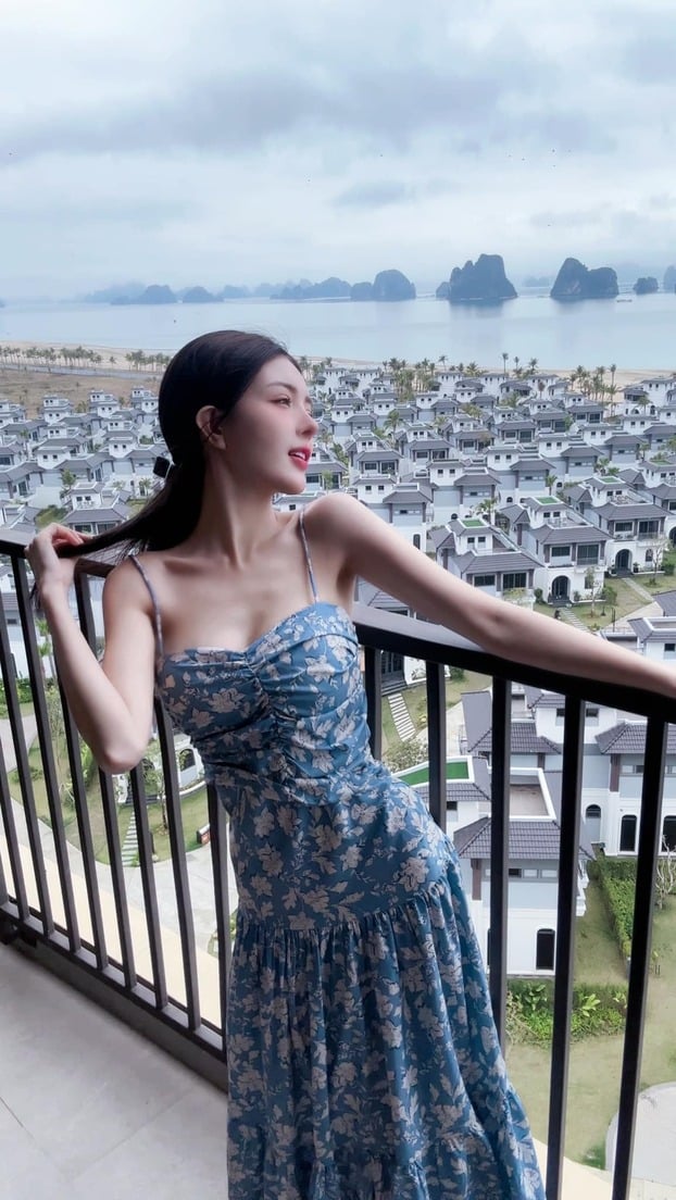Nhiều nghệ sĩ check in tại Wyndham Garden Sonasea Vân Đồn khi tham gia chương trình truyền hình thực tế “Về quê làm giàu”.