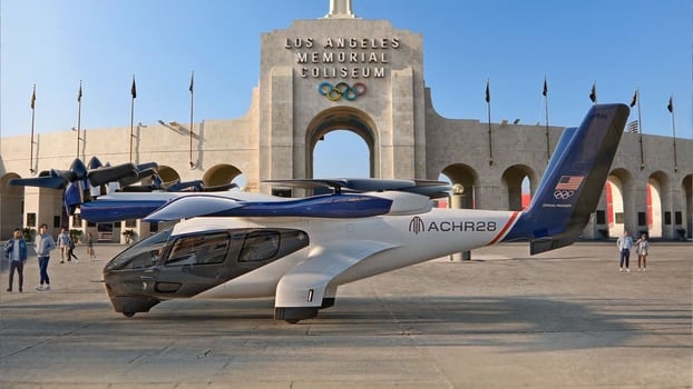 Chiếc eVTOL Midnight của Archer đậu bên ngoài đài tưởng niệm LA Memorial Coliseum. Ảnh: Archer Aviation