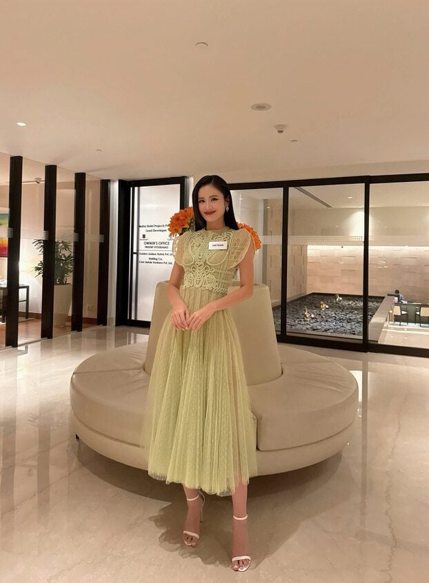 Một số hình ảnh của Hoa hậu Ý Nhi tại Miss World 2025.