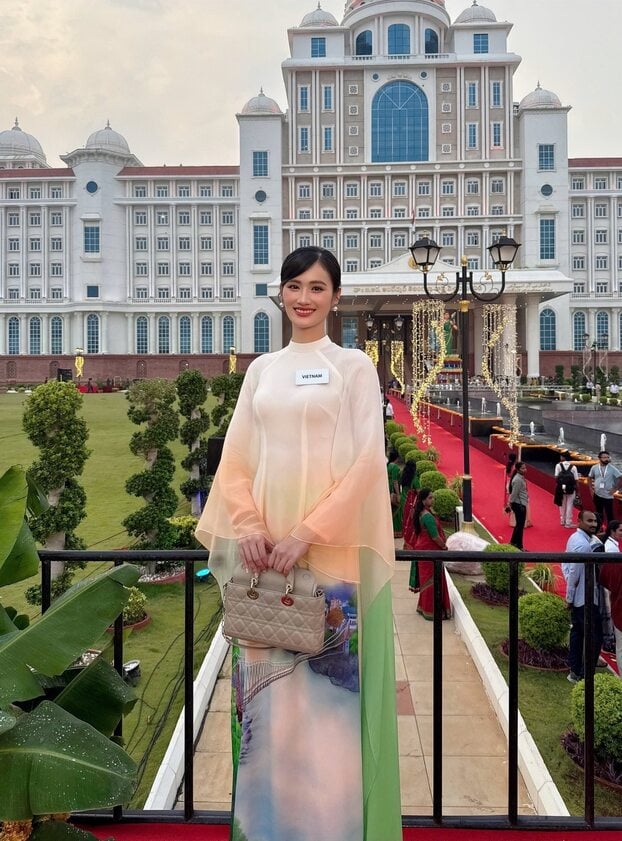 hoa-hau-y-nhi-miss-world-5