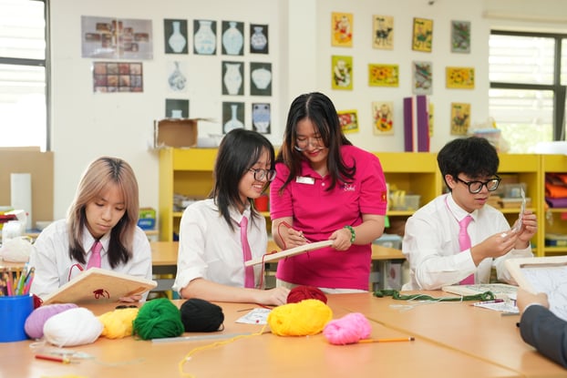 Với chương trình nội trú chuẩn quốc tế, học sinh tại TH Shool Hoà Lạc sẽ được trang bị những kỹ năng thiết yếu để tự chăm sóc bản thân