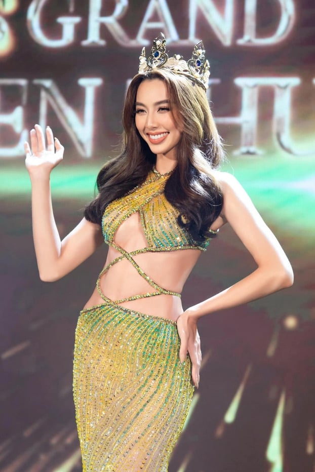 Hoa hậu Nguyễn Thúc Thùy Tiên là một trong những nàng hậu đắt show quảng cáo sau khi đăng quang quốc tế.