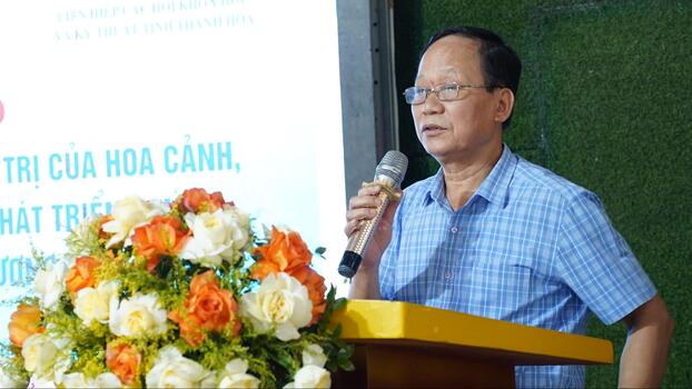 Ông Nguyễn Quốc Uy - Phó Chủ tịch Liên hiệp Hội tỉnh Thanh Hóa phát biểu tại Hội thảo  