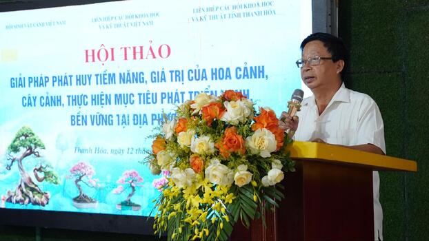Ông Nguyễn Mạnh Quỳnh, Phó Chủ tịch Hội Sinh vật cảnh Việt Nam phát biểu tại Hội thảo  