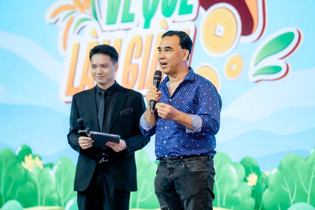 MC Quyền Linh là một trong những thành viên chính thức của chương trình 