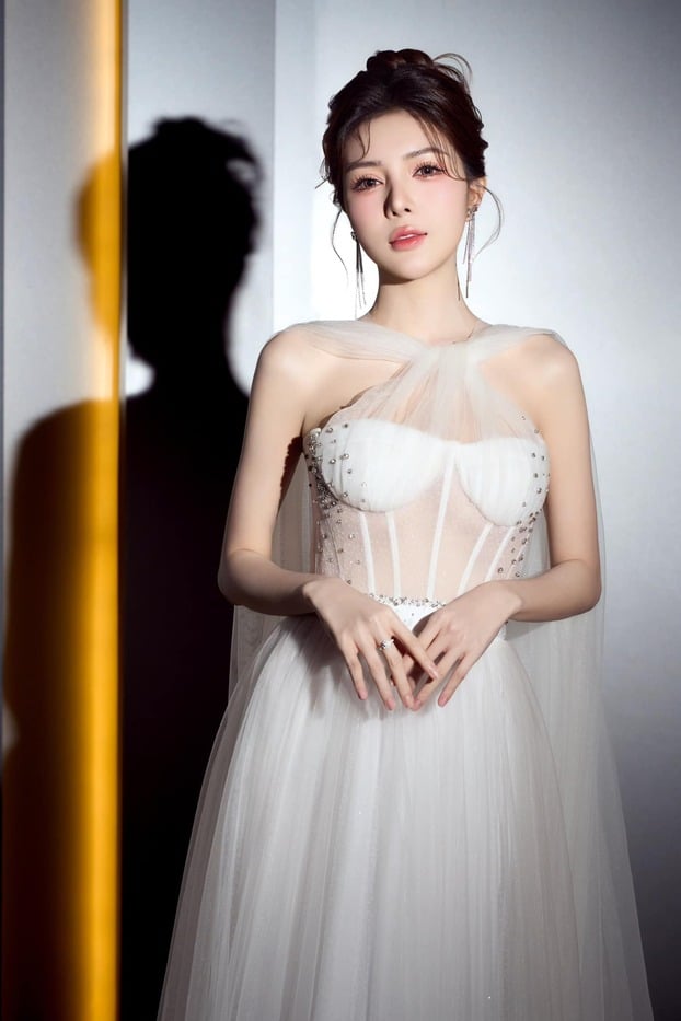Lilly Luta từng xuất hiện trong nhiều MV của các ca sĩ nổi tiếng như: 