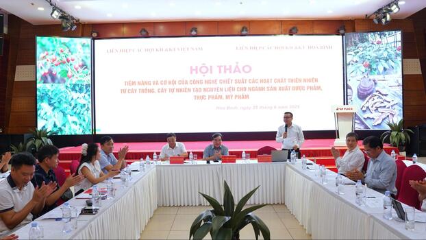 Hội thảo có sự góp mặt của các chuyên gia, kỹ sư, nhà nghiên cứu khoa học