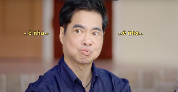 Nam nghệ sĩ khi nhai trầu và cảm nhận được vị cay nồng.