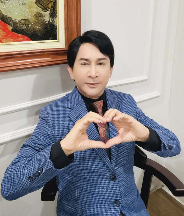 Nam nghệ sĩ mong muốn sử dụng kinh nghiệm hơn 40 năm trên sân khấu của mình hỗ trợ các tài năng trẻ.