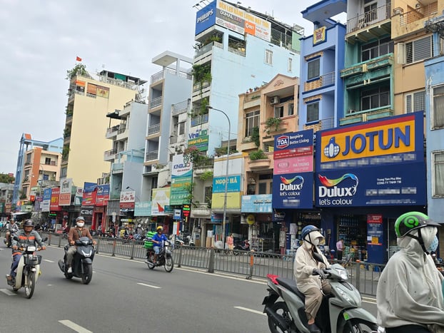 Sơn Dulux là một trong số thương hiệu sơn uy tín được các Kiến trúc sư khuyên dùng vì có thể tích chuẩn như công bố trên bao bì