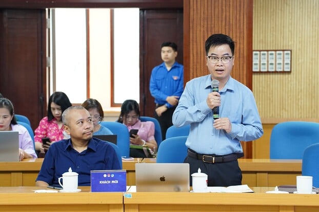 Ban tổ chức chia sẻ với các cơ quan thông tấn báo chí.
