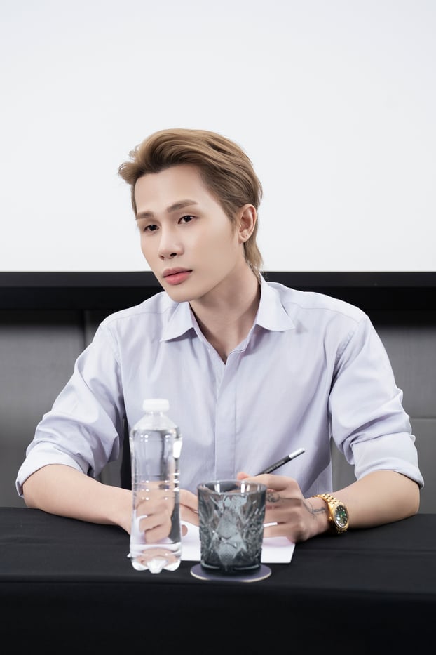 Jack - J97 trong buổi họp báo sáng nay.