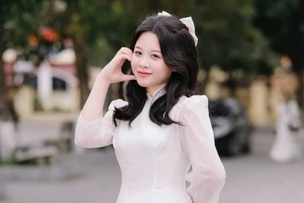 Nguyễn Diệu Linh - học sinh Trường THPT Nguyễn Trãi, tỉnh Hưng Yên (trước thuộc Thái Bình).