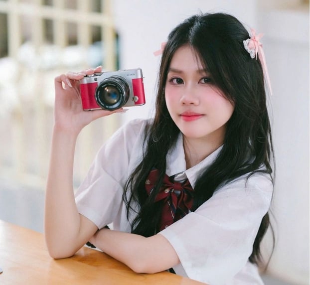 Nguyễn Trần Yến Nhi - học sinh lớp 12D1 Trường THPT Cửa Lò, Nghệ An.