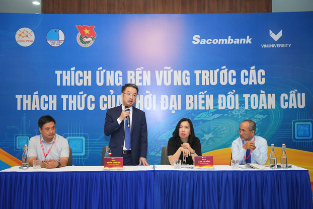 Ông Nguyễn Tường Lâm, Bí thư Ban Chấp hành Trung ương Đoàn, Chủ tịch Trung ương Hội Liên hiệp Thanh niên Việt Nam, phát biểu trong cuộc gặp các trí thức trẻ kiều bào, ngày 19/7.