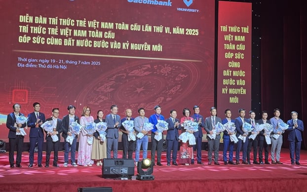 Ban Điều hành Mạng lưới Trí thức trẻ Việt Nam toàn cầu nhiệm kỳ mới    