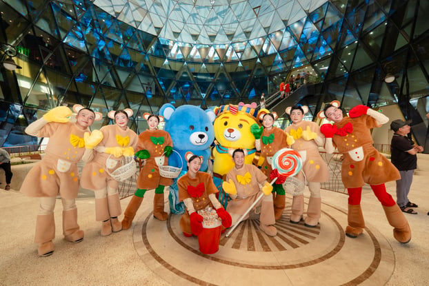 Show biểu diễn gấu Teddy Candy tại Grand World Phú Quốc trở thành hiện tượng mạng xã hội