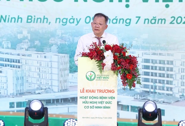 PGS.TS Dương Đức Hùng, Giám đốc Bệnh viện Hữu nghị Việt Đức, phát biểu tại lễ khai trương