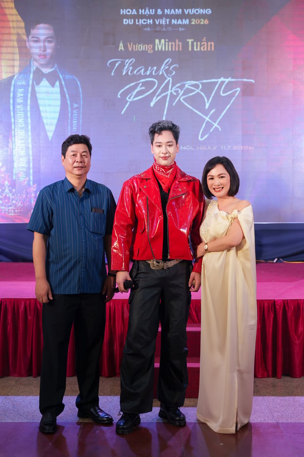 Minh Tuấn nhận được sự ủng hộ hết mình của bố mẹ trên con đường nghệ thuật