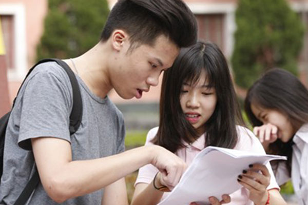 Năm nay, nhiều trường Đại học ở TPHCM thực hiện phương thức xét tuyển bằng học bạ