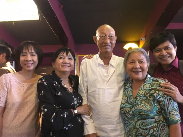 Nghệ sĩ Lê Bình tươi tắn cùng đồng nghiệp ủng hộ Song Lang sau khi ra ra viện 2