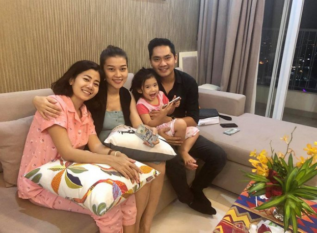   Diễn viên Minh Luân cùng Mai Phương, bé Lavie và diễn viên Bảo Như  