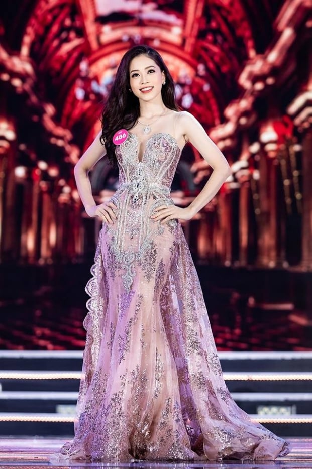   Á hậu 1 Bùi Phương Nga xinh đẹp trong đêm chung kết Hoa hậu Việt Nam 2018  