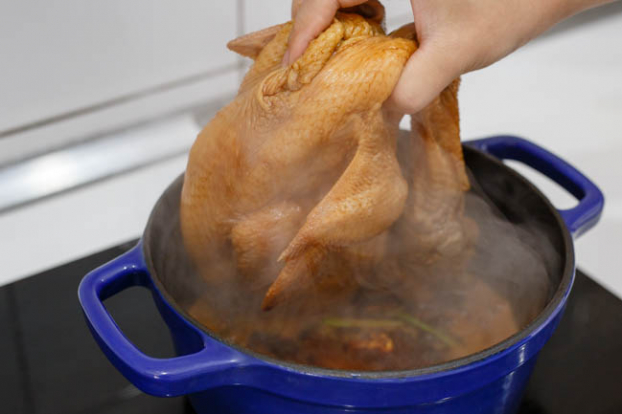 Cứ nấu thịt gà theo kiểu này bữa cơm tối của cả nhà sẽ thơm ngon và hấp dẫn hơn nhiều 3