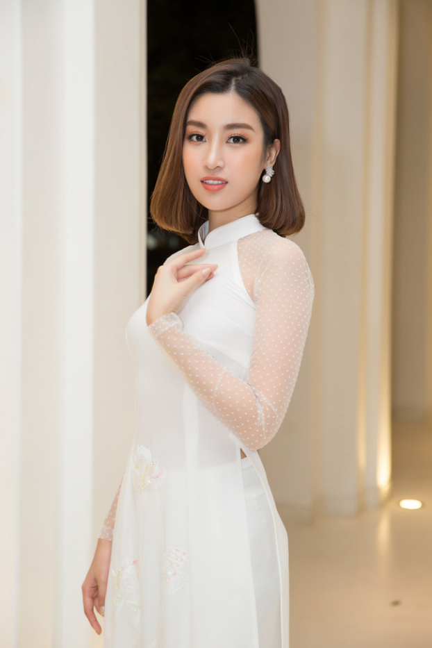 Hoa hậu Trần Tiểu Vy đẹp dịu dàng đọ sắc cùng đàn chị Ngọc Hân và Đỗ Mỹ Linh 5