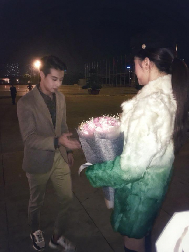 Rộ tin Hương Giang Idol bất ngờ được bạn trai 'soái ca' người Thái cầu hôn 0